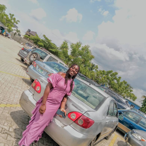 Oloyo  R. profile photo