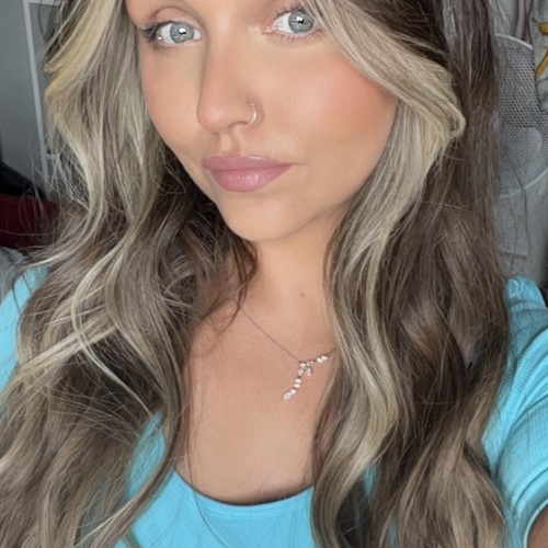 Maggie D.