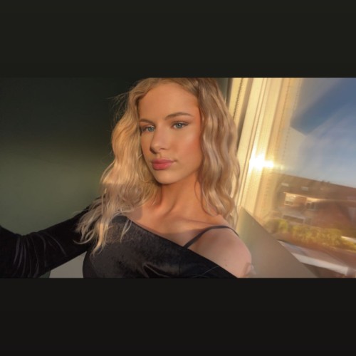 naomi s.