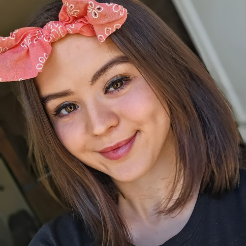Mari G. profile photo