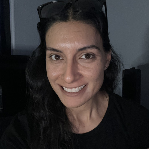 Nelly L. profile photo