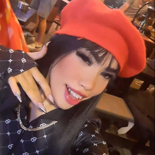 Khloe R. profile photo
