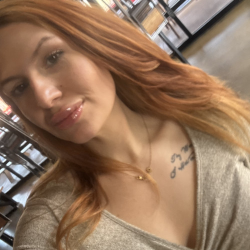 Selina S. profile photo