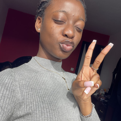 Shaloom D. profile photo