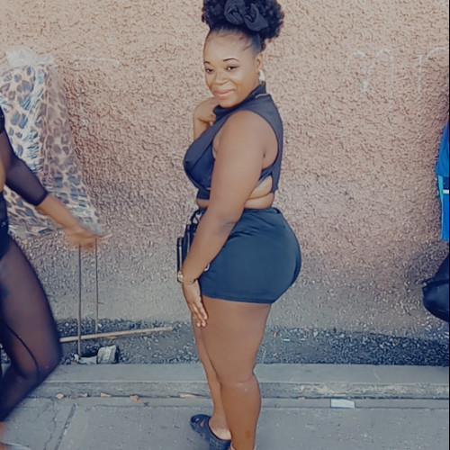 Cynthia  R. profile photo