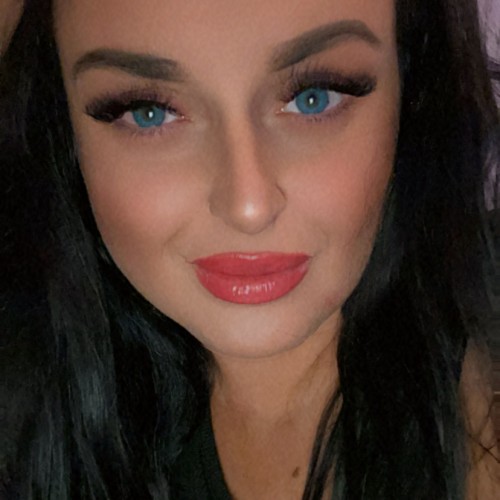 Zuzana L. profile photo