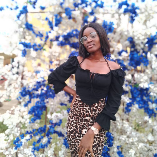 Izundu  V. profile photo
