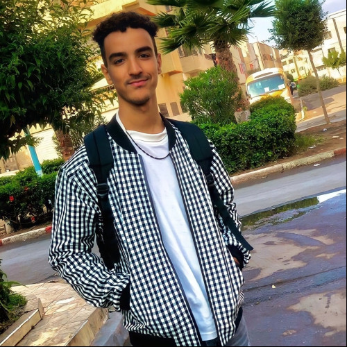 Hamza  D.