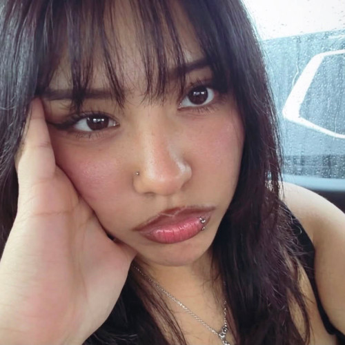 devi g. profile photo