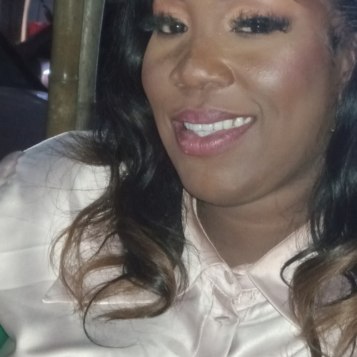Maculey  C. profile photo