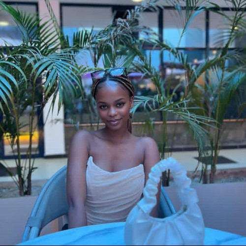 Gloria  W. profile photo