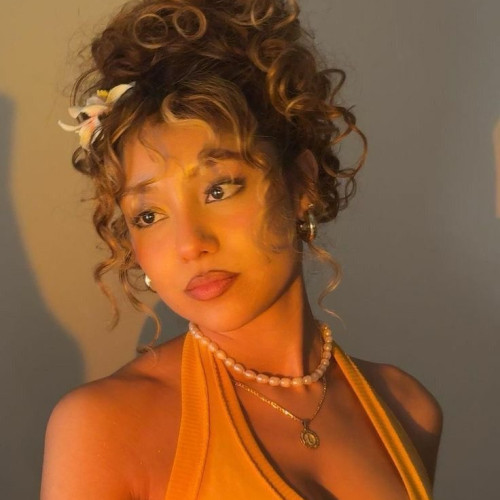 Mimi J. profile photo