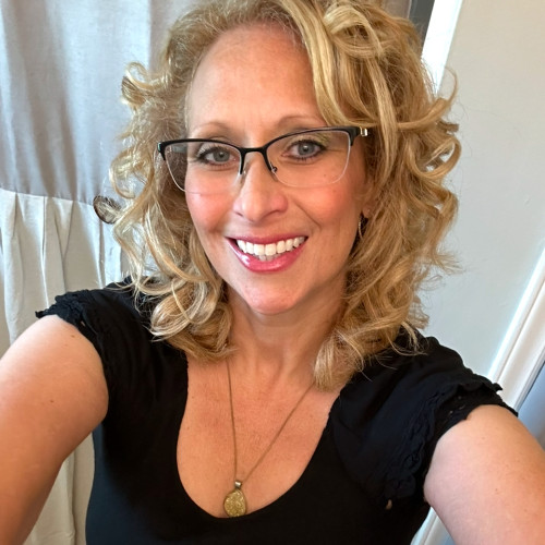Crys K. profile photo