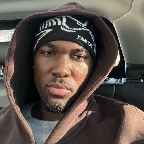 ema b. profile photo