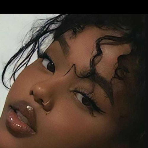 Rhianna W.
