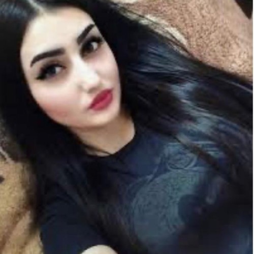 Chaymae C.