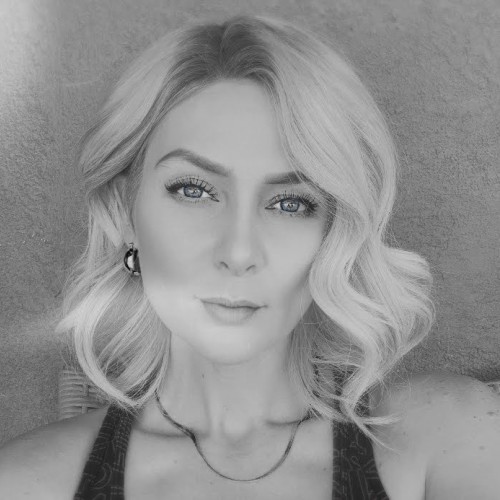 Vivian M. profile photo