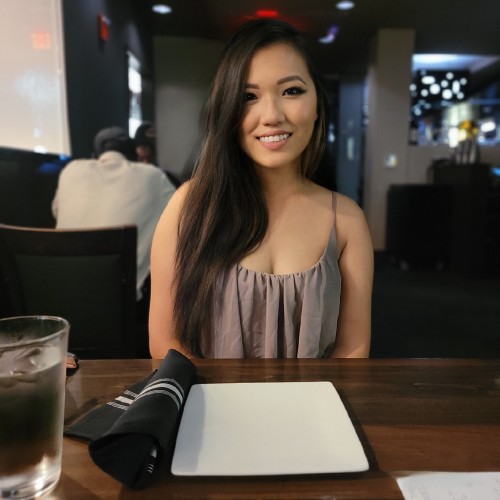 Ialeely L.