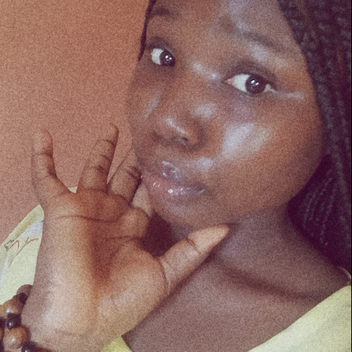 lizzy b. profile photo