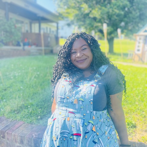 Shay Elisabeth  B.