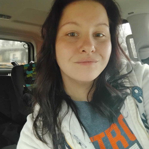 amanda v. profile photo