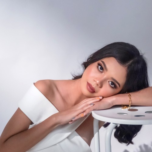 Hanna Gine  B. profile photo