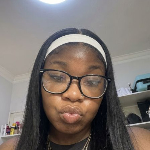 Towela M. profile photo