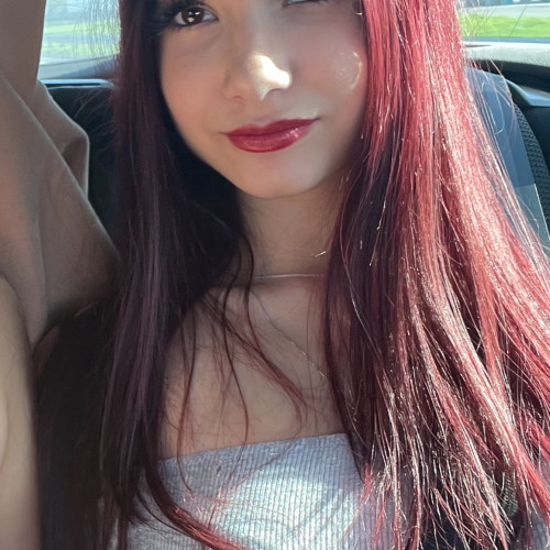camilla b. profile photo