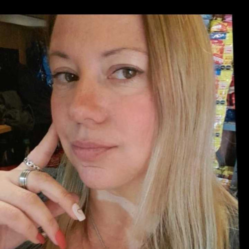 yani y. profile photo
