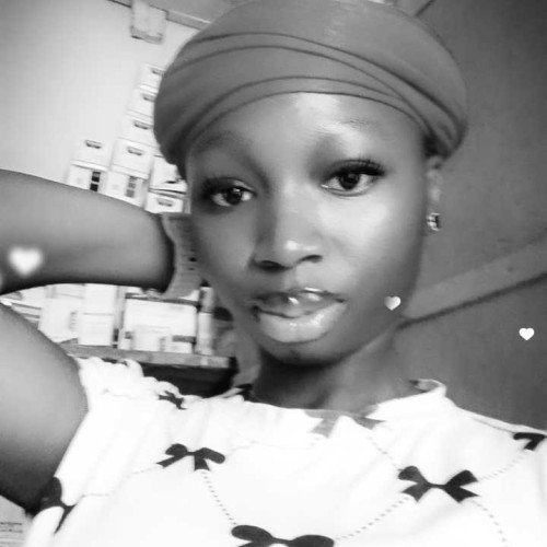 mhiz E. profile photo