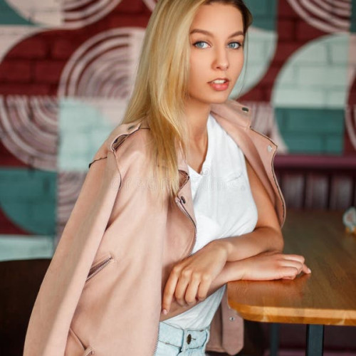 Camila  H. profile photo