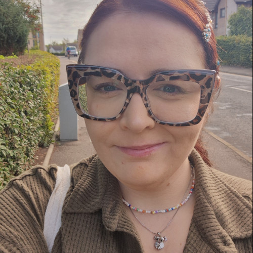 Robyn M. profile photo