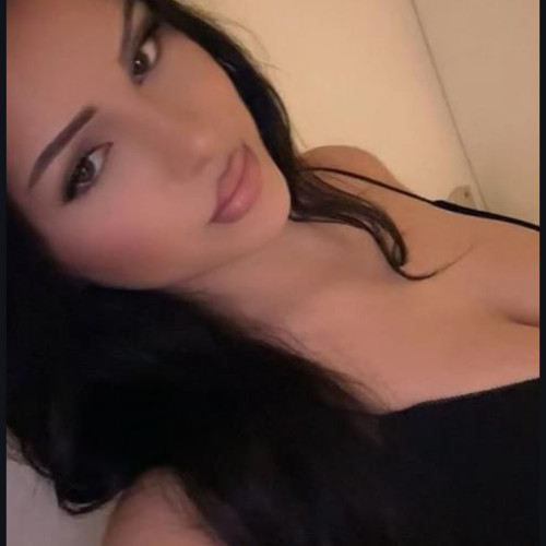 Ella B. profile photo