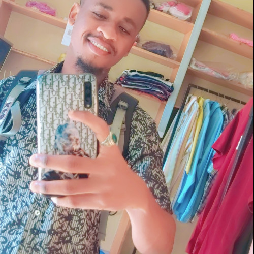OMAR J. profile photo