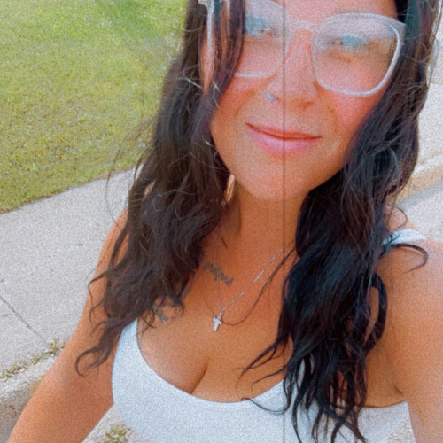 Ashley F. profile photo