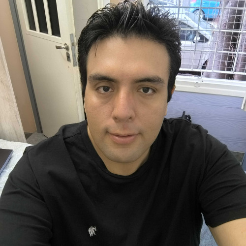 Carlos V. profile photo