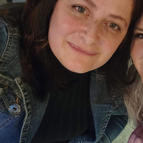 Elizabeth M. profile photo