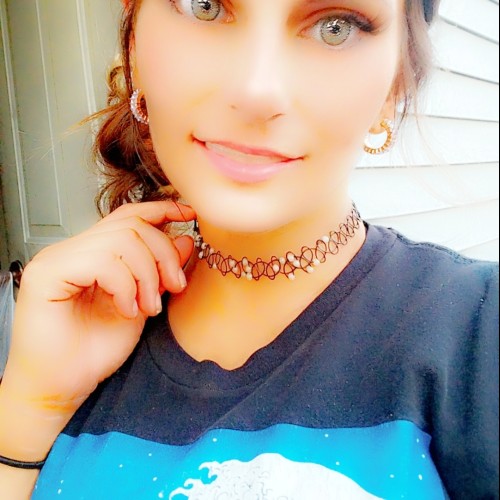 Katlyne B.