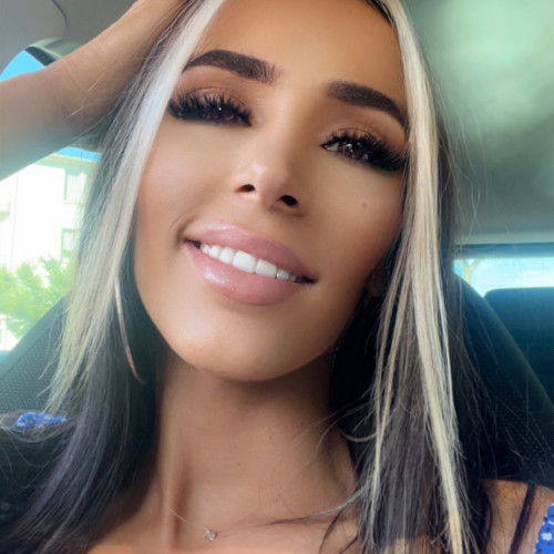 Melina B.
