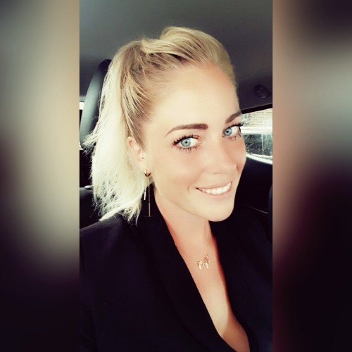 Mandy v. profile photo