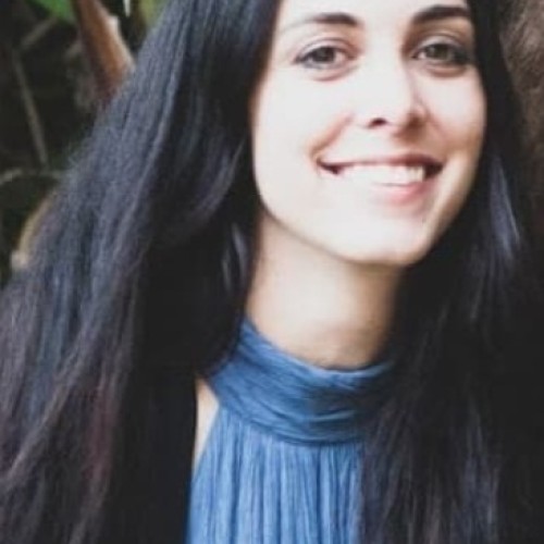 Mia  J.