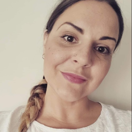 Bettina P. profile photo