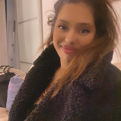 lili b.