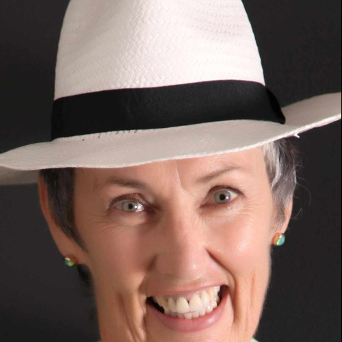 Martine E. profile photo
