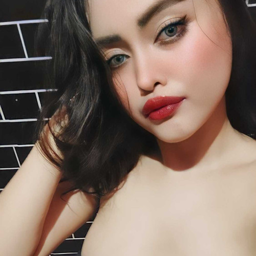 Bella H.