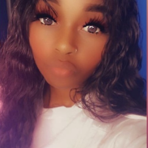 Lele B.