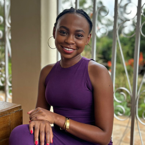 Dee D. profile photo