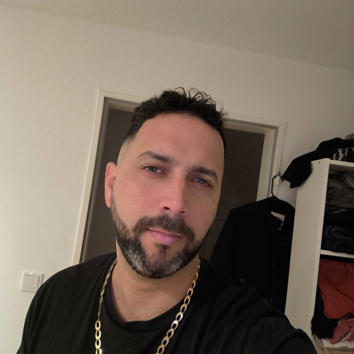 Alejandro R.