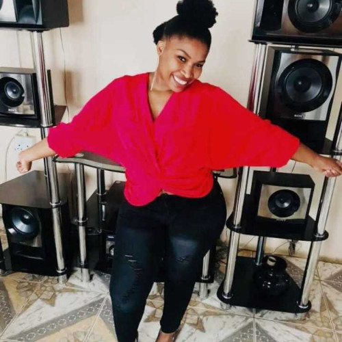 Yzette M. profile photo