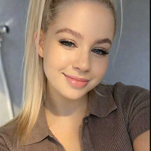 Amelia W. profile photo